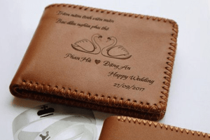 máy khắc laser ví da