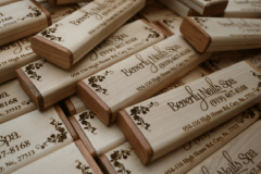 máy khắc laser trên gỗ giá rẻ