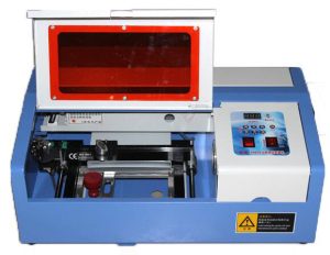 Máy cắt laser CO2 3020
