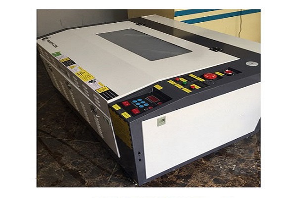 may-khac-6040-2-1 Máy khắc laser 6040 mini