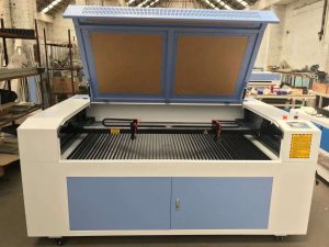 f63ba29a02a7f9f9a0b6-300x225 Sửa máy khắc laser tại nhà uy tín, bảo hành lâu dài