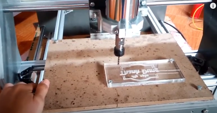 mica-CNC- Cắt CNC mica là gì? Những ưu điểm của phương pháp cắt CNC mica