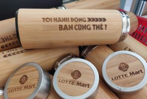 Khắc lên bề mặt vật liệu cong tròn