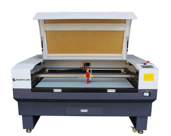 may-khac-laser-tren-da-chat-luong Top 3 dòng máy khắc laser ví da, túi, giày da chất lượng cao