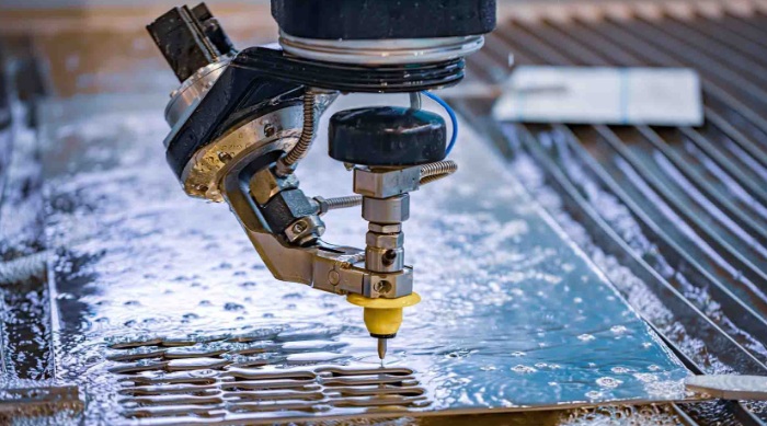cat-cnc-tia-nuoc Cắt CNC là gì? Ưu điểm vượt trội của công nghệ gia công kim loại tấm