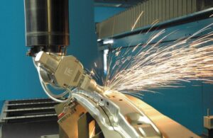 chi-phi-van-hanh-may-cat-laser-fiber-day-du-tu-a-z-300x195 Golden Micron – Đơn Vị Cung Cấp Máy Laser Uy Tín, Chất Lượng