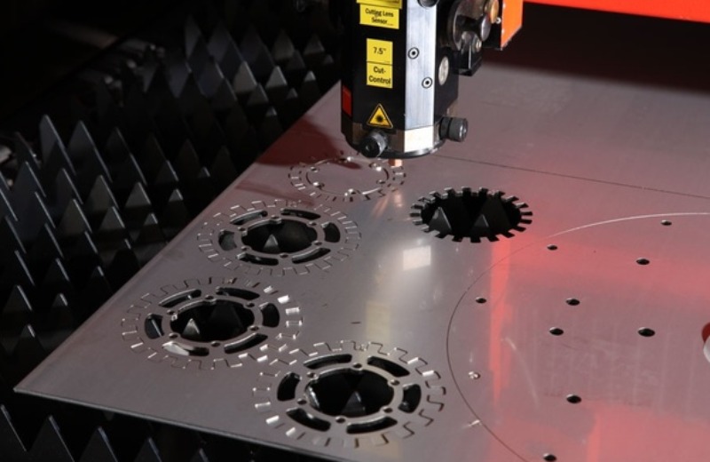 Cách xử lý máy cắt Laser bị răng cưa và lệch nét hiệu quả